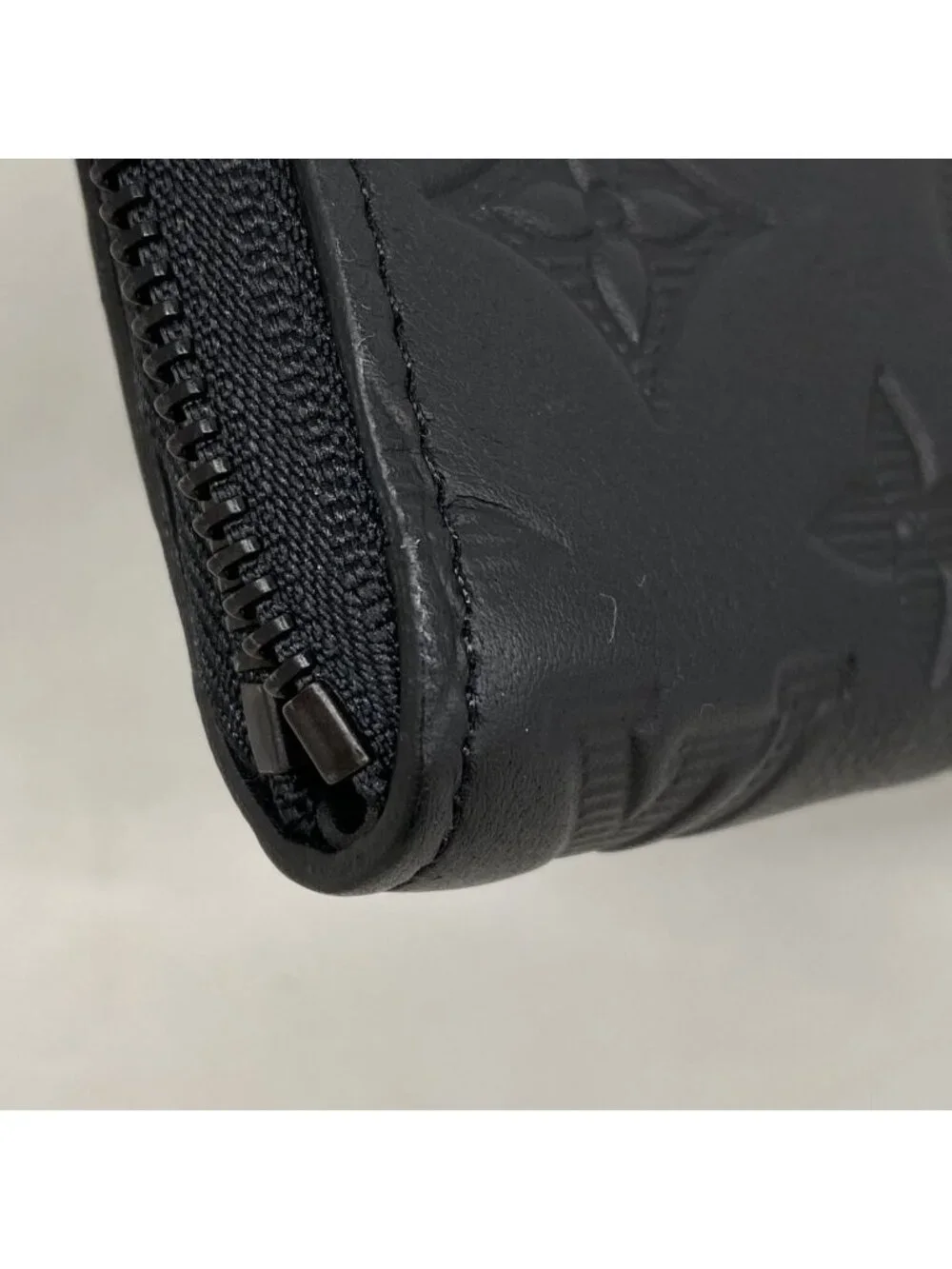 Louis Vuitton Wallet Monogram Shadow Zippy Horizontal Black